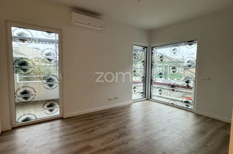 Apartamento T2 para Venda em Ramalde Foto 42