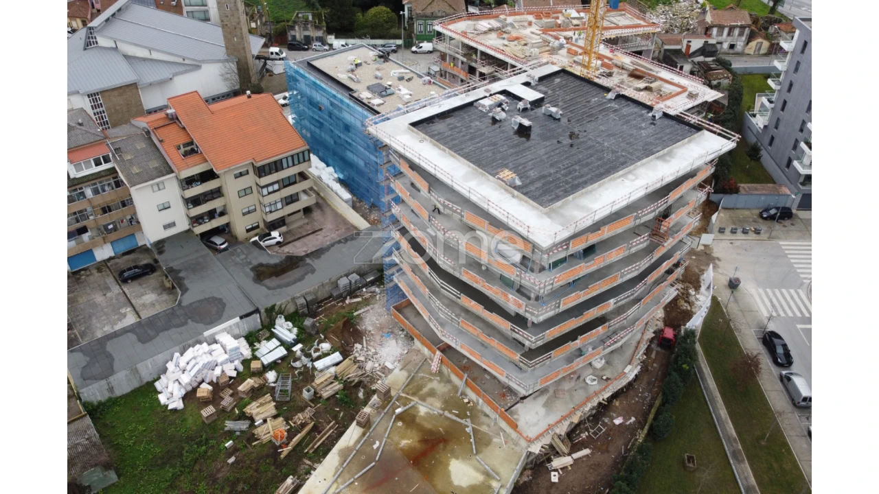 Apartamento T2 para Venda em Ramalde Foto 21