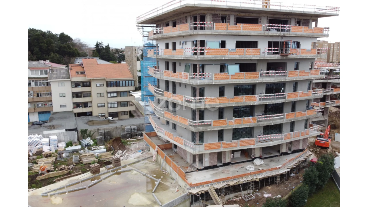 Apartamento T2 para Venda em Ramalde Foto 23