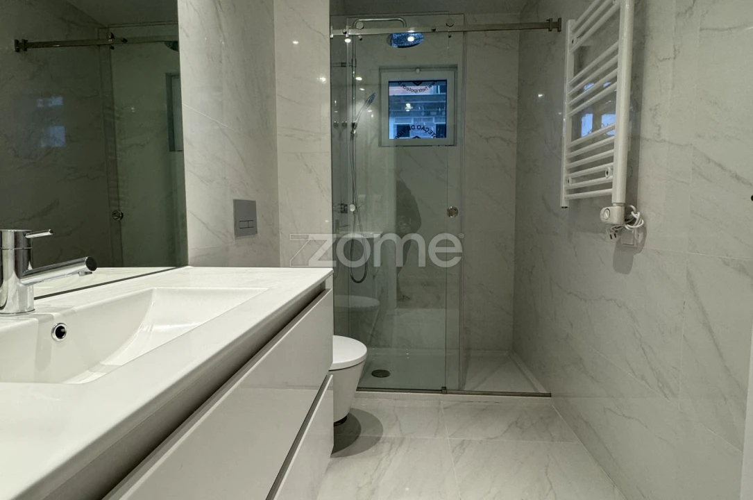 Apartamento T2 para Venda em Ramalde Foto 43