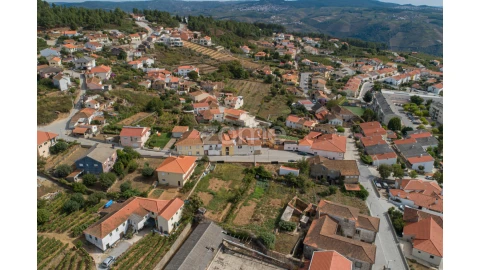 Terreno para Venda em Sabrosa