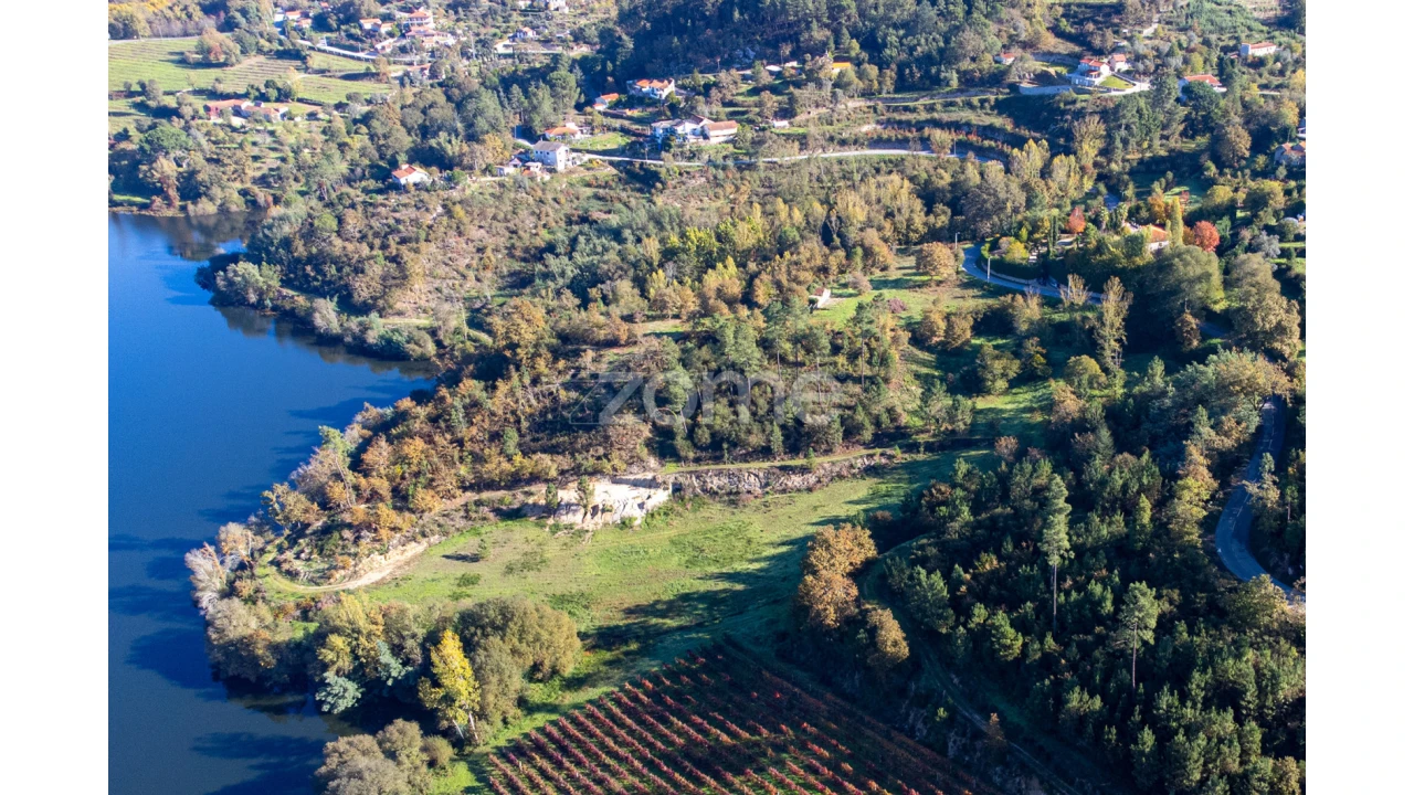 Terreno para Venda em Várzea, Aliviada e Folhada Foto 13