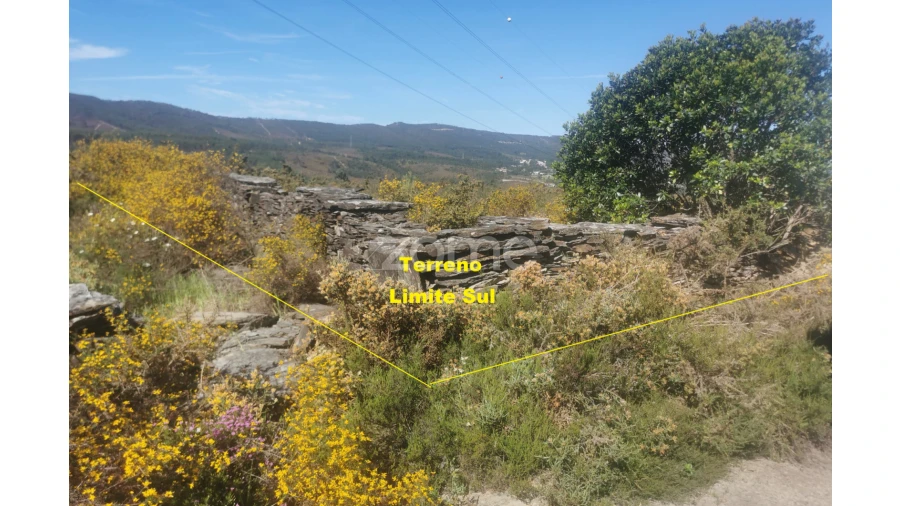 Terreno para Venda em Recarei Foto 26