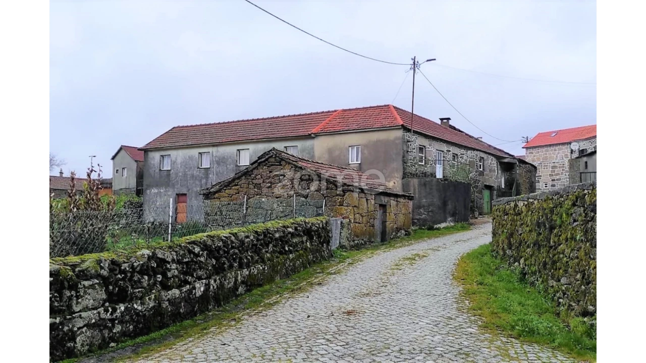 Moradia T2 para Venda em Cambeses do Rio, Donões e Mourilhe Foto 1