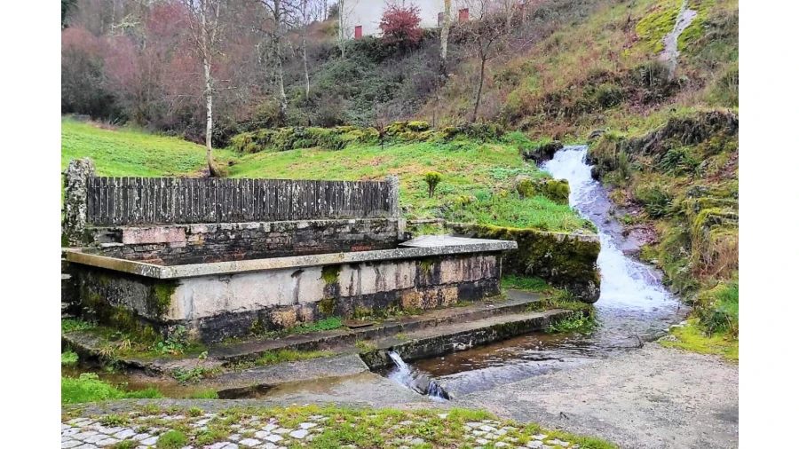 Moradia T2 para Venda em Cambeses do Rio, Donões e Mourilhe Foto 17