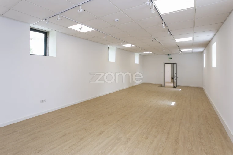 Escritório para Arrendamento em Cidade da Maia Foto 20