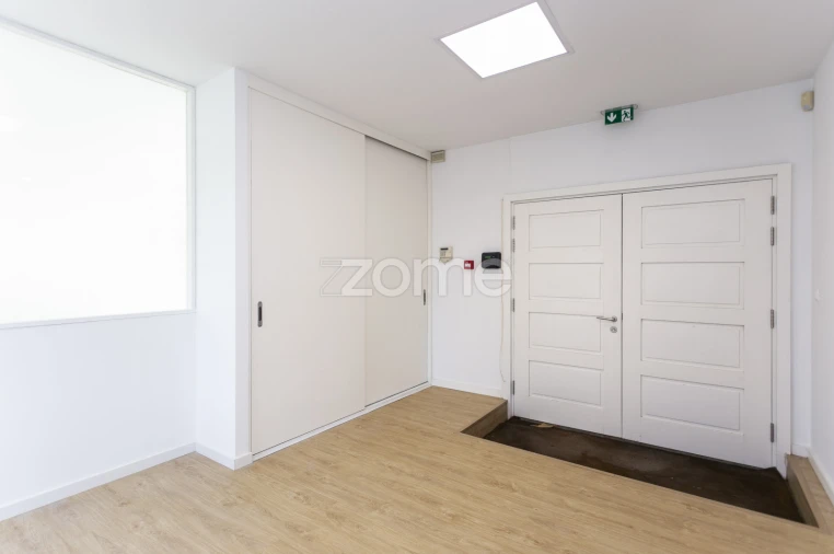 Escritório para Arrendamento em Cidade da Maia Foto 31