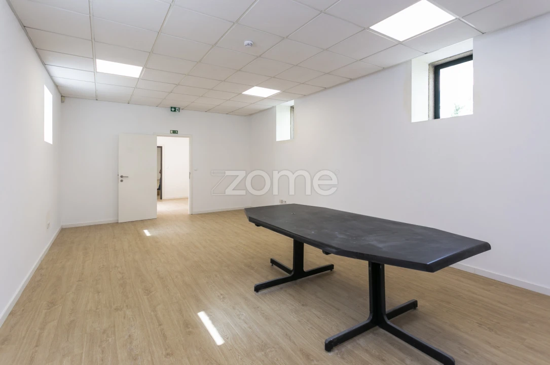 Escritório para Arrendamento em Cidade da Maia Foto 15