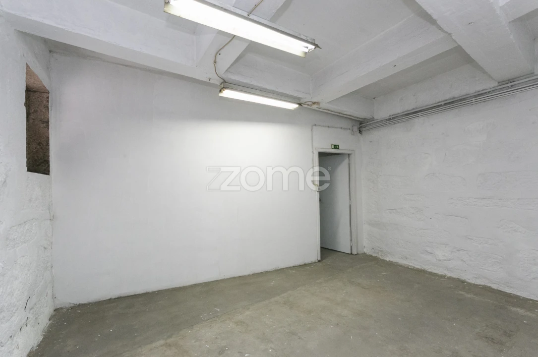 Escritório para Arrendamento em Cidade da Maia Foto 27