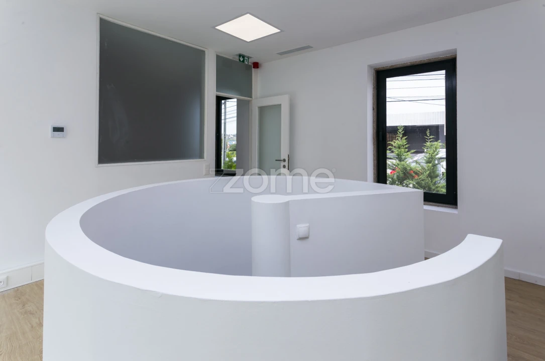 Escritório para Arrendamento em Cidade da Maia Foto 28