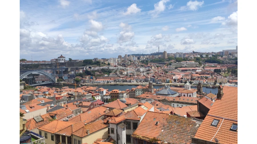 Prédio para Venda em Cedofeita, Santo Ildefonso, Sé, Miragaia, São Nicolau e Vitória Foto 4