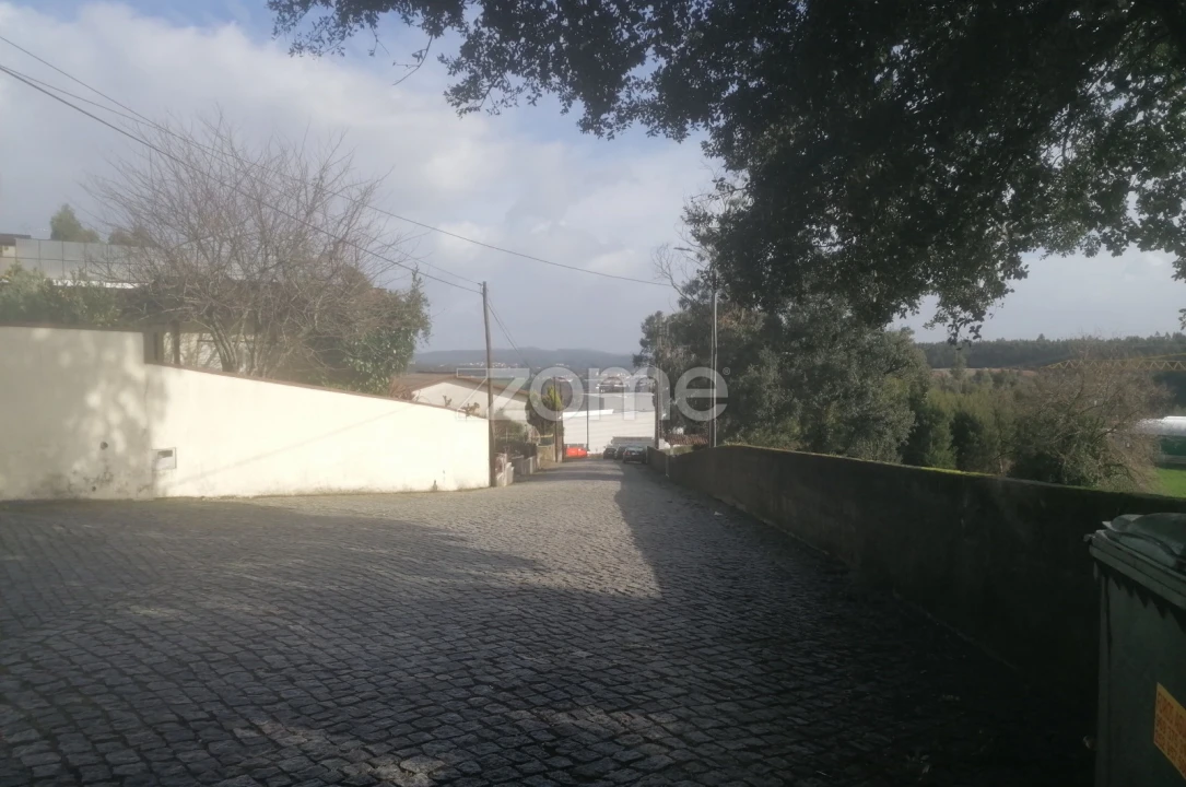 Terreno para Venda em Alvarelhos e Guidões Foto 8