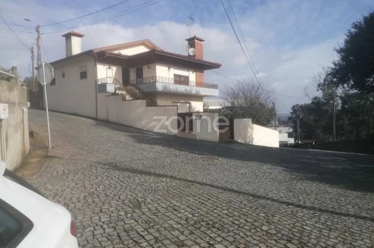 Terreno para Venda em Alvarelhos e Guidões Foto 4