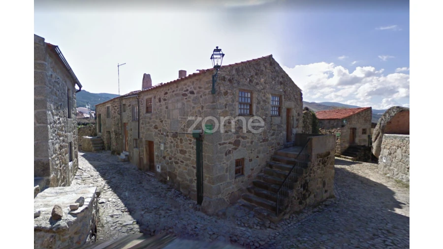 Moradia T1 para Venda em Linhares Foto 19