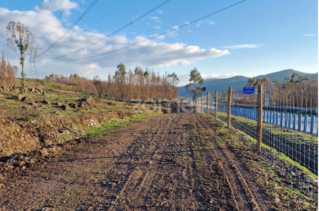 Terreno para Arrendamento em Recarei Foto 2