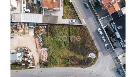 Terreno para Venda em Pedroso e Seixezelo