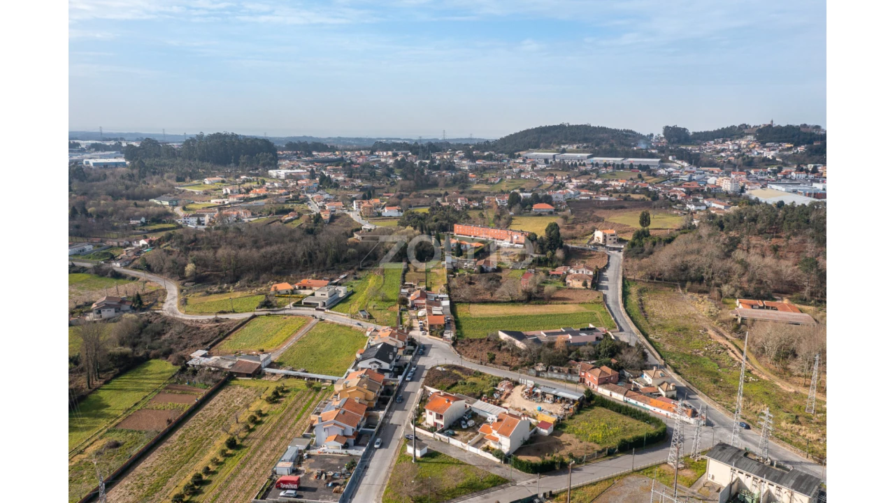 Terreno para Venda em Pedroso e Seixezelo Foto 1