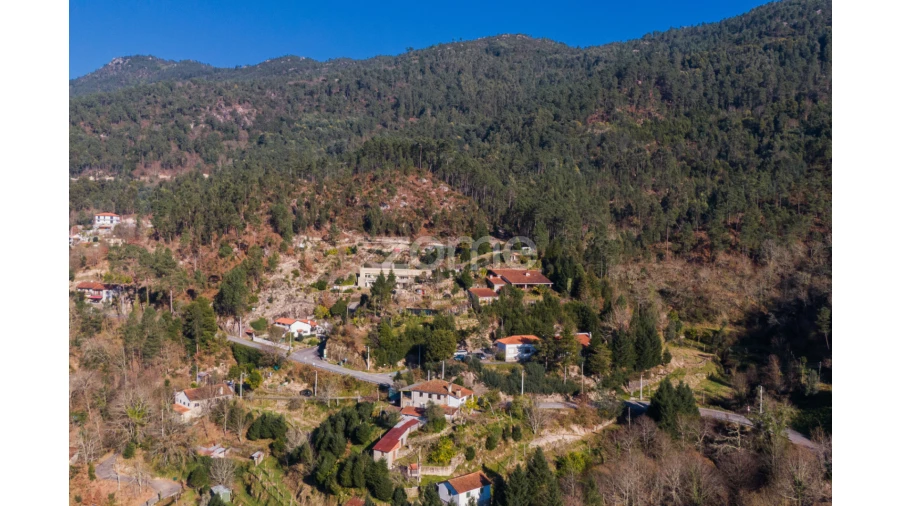 Moradia T5 para Venda em Vilar da Veiga Foto 61