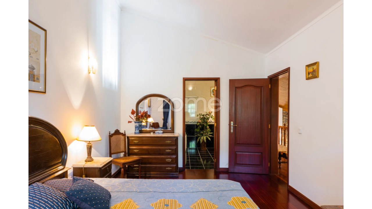 Moradia T5 para Venda em Vilar da Veiga Foto 12