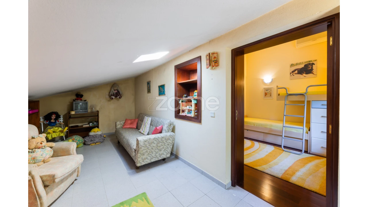 Moradia T5 para Venda em Vilar da Veiga Foto 23