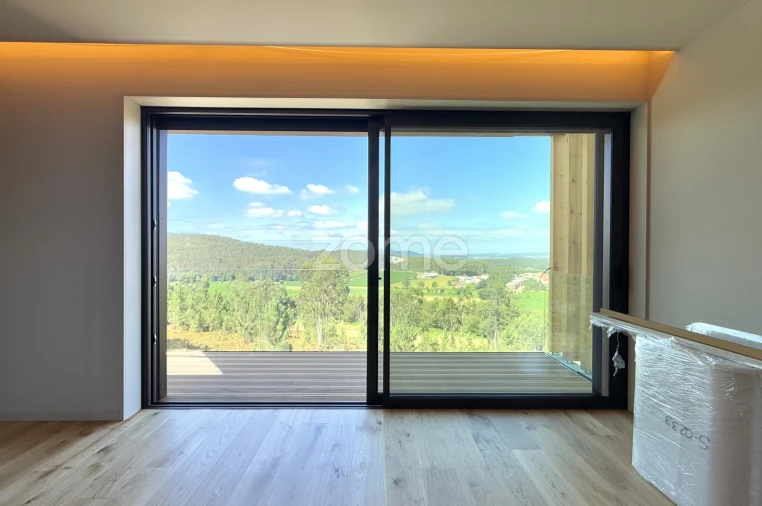 Moradia T4 para Venda em Gondifelos, Cavalões e Outiz Foto 22