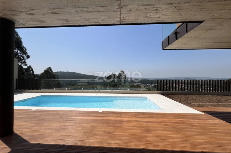 Moradia T3 para Venda em Gondifelos, Cavalões e Outiz Foto 51