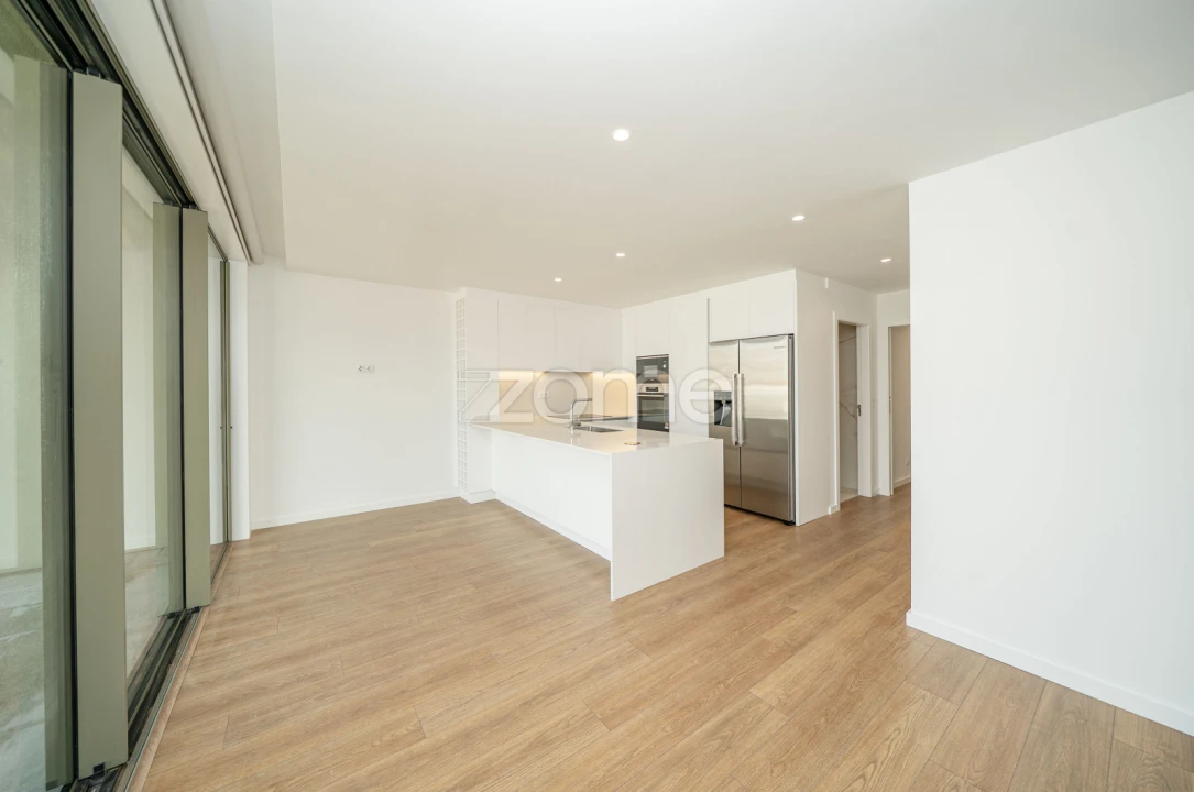 Apartamento T3 para Venda em Bonfim Foto 11