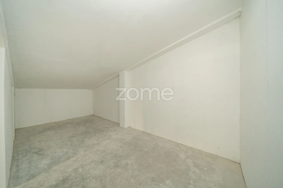 Apartamento T3 para Venda em Bonfim Foto 36