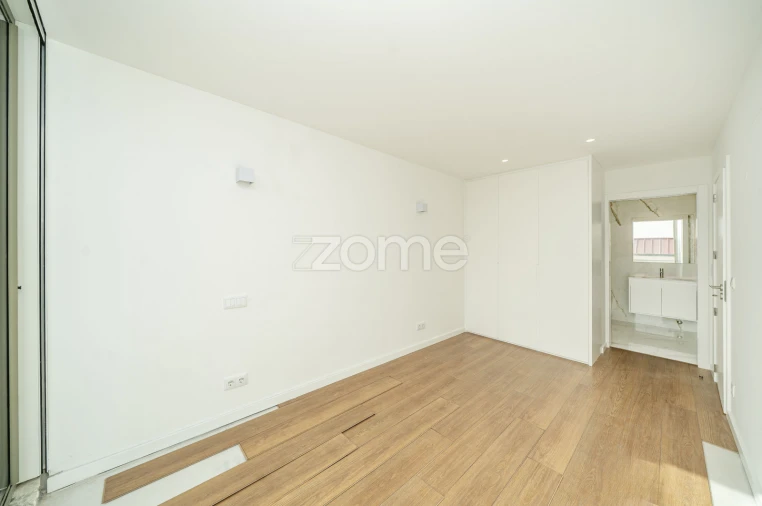 Apartamento T3 para Venda em Bonfim Foto 29