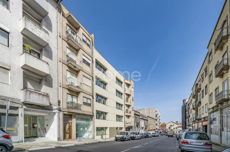 Apartamento T3 para Venda em Bonfim Foto 38