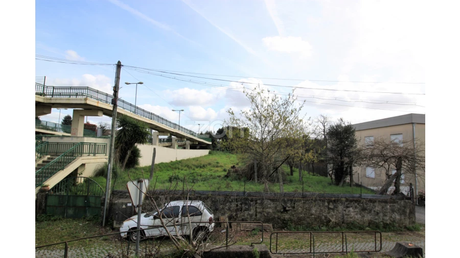 Moradia T3 para Venda em Louro Foto 15