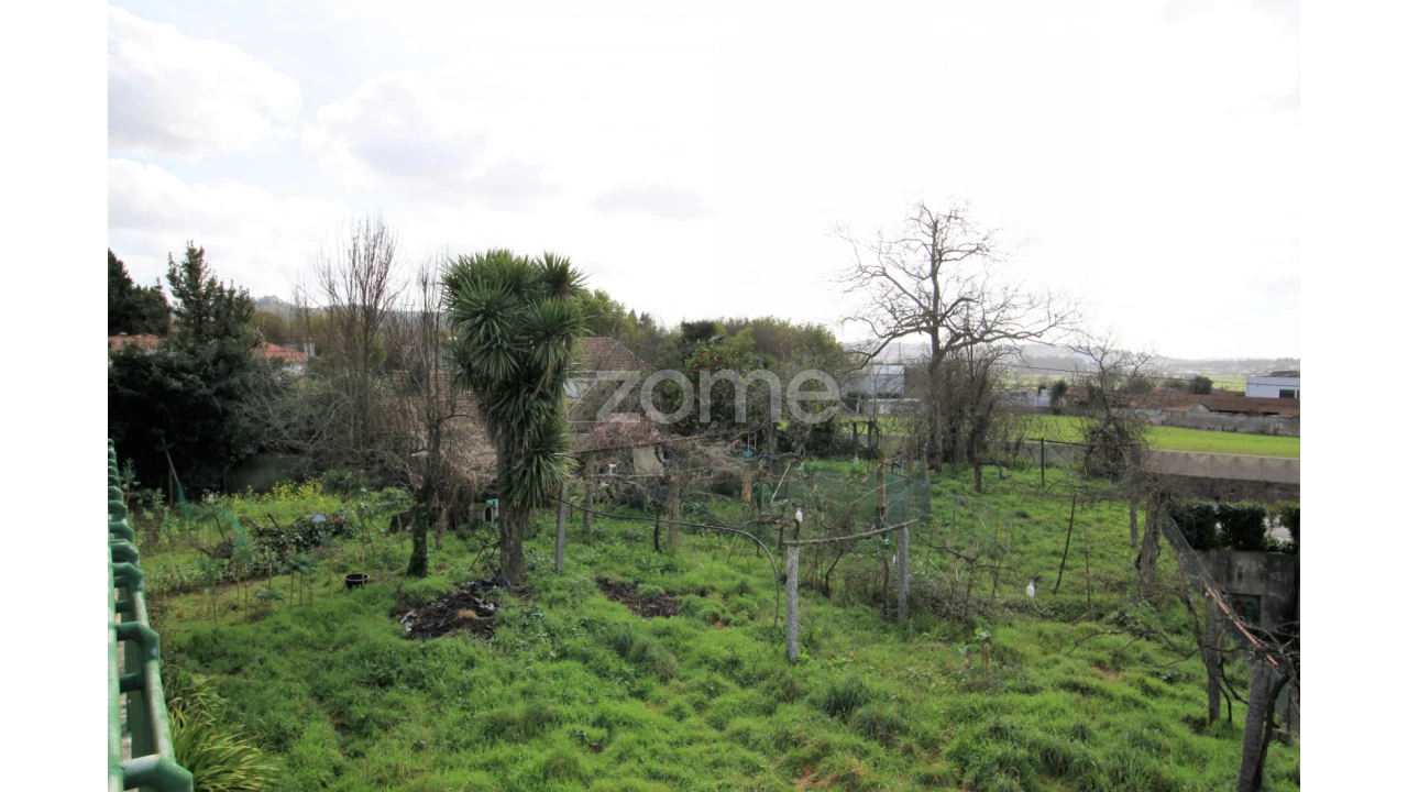 Moradia T3 para Venda em Louro Foto 11