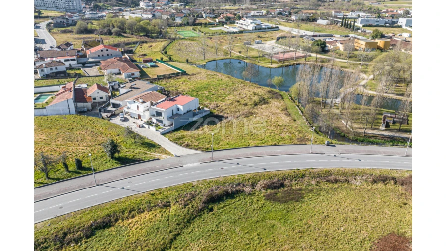 Terreno para Venda em Freamunde Foto 8
