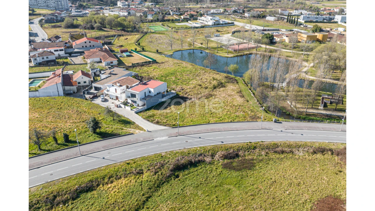 Terreno para Venda em Freamunde Foto 8