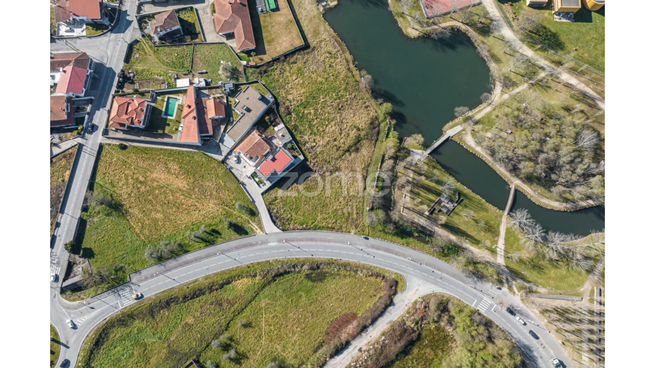 Terreno para Venda em Freamunde Foto 10