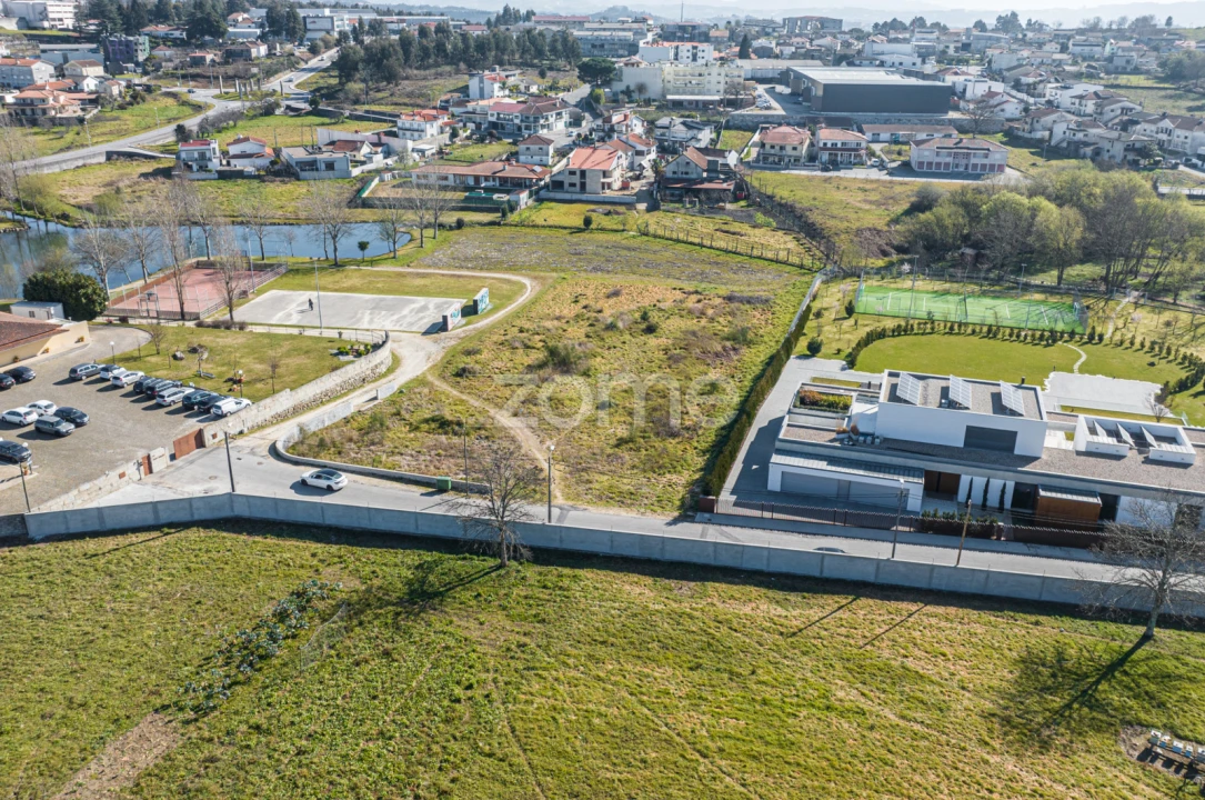 Terreno para Venda em Freamunde Foto 3