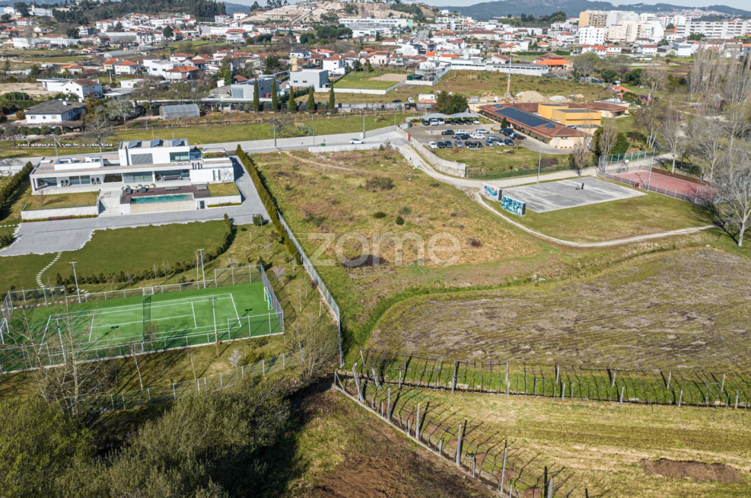 Terreno para Venda em Freamunde Foto 1
