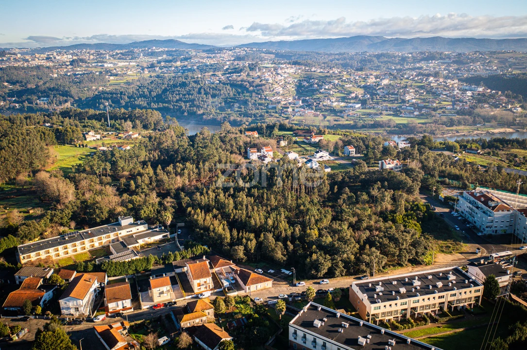 Terreno para Venda em Avintes Foto 14