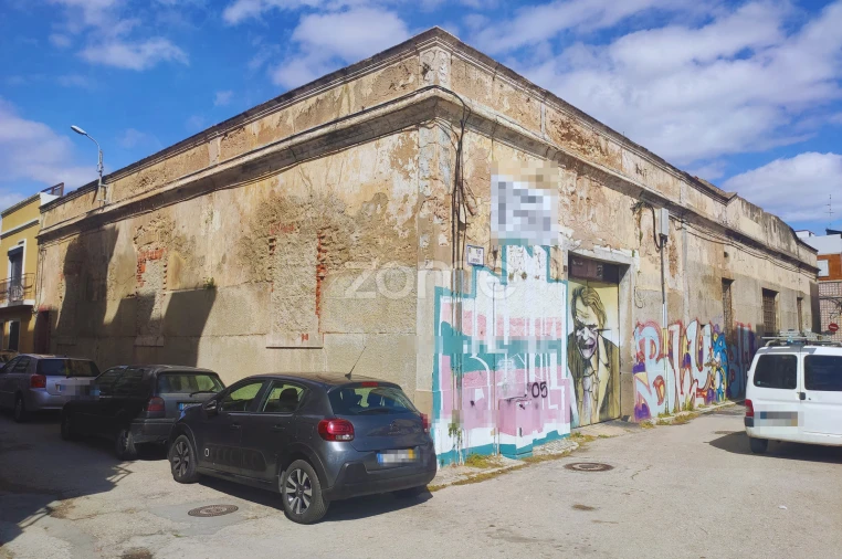 Terreno Comércio / Armazém para Venda em Olhão Foto 2