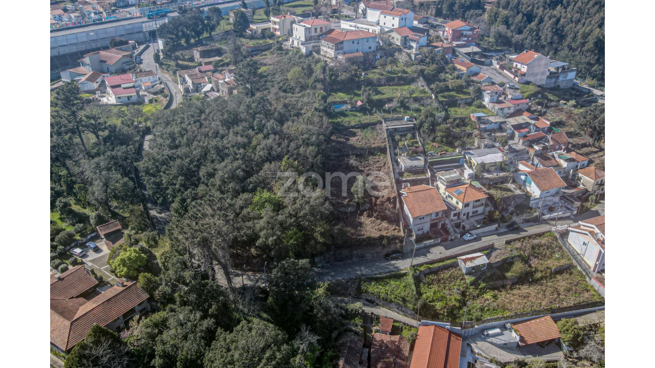Terreno para Venda em Pedroso e Seixezelo Foto 1