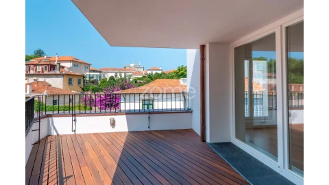 Apartamento T4 para Venda em Aldoar, Foz do Douro e Nevogilde