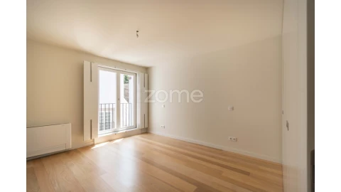 Apartamento T4 para Venda em Aldoar, Foz do Douro e Nevogilde