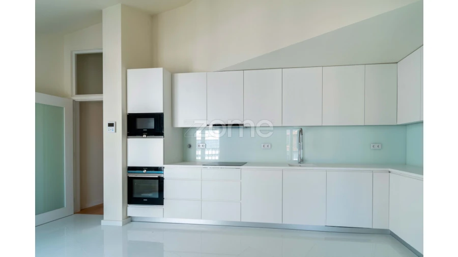 Apartamento T4 para Venda em Aldoar, Foz do Douro e Nevogilde Foto 4