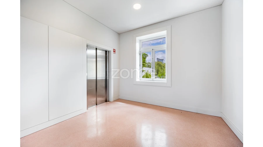 Apartamento T4 para Venda em Bonfim Foto 8