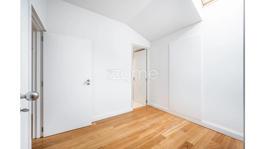 Apartamento T4 para Venda em Bonfim Foto 28