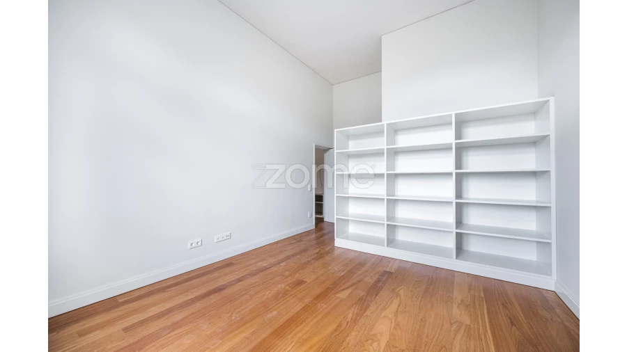 Apartamento T4 para Venda em Bonfim Foto 32