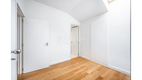 Apartamento T4 para Venda em Bonfim