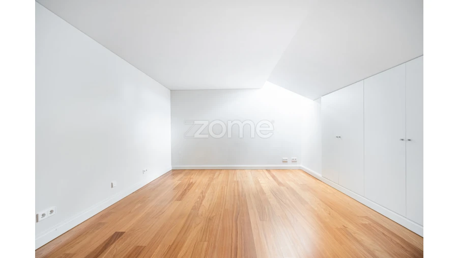 Apartamento T4 para Venda em Bonfim Foto 31