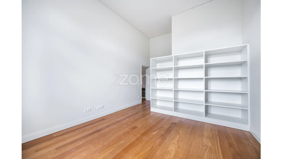 Apartamento T4 para Venda em Bonfim Foto 33