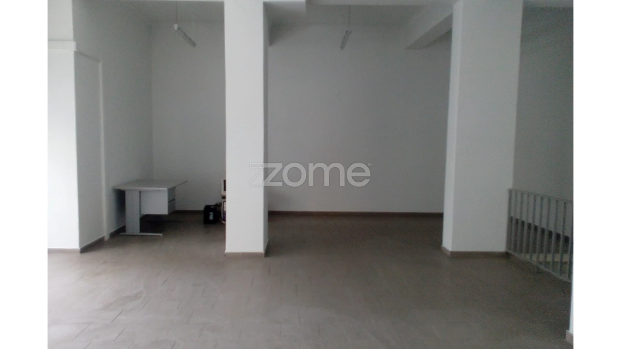 Negócio para Venda em Agualva e Mira-Sintra Foto 2